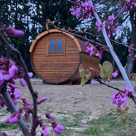 Echappee Vigneronne Campismo de Luxo Pennautier